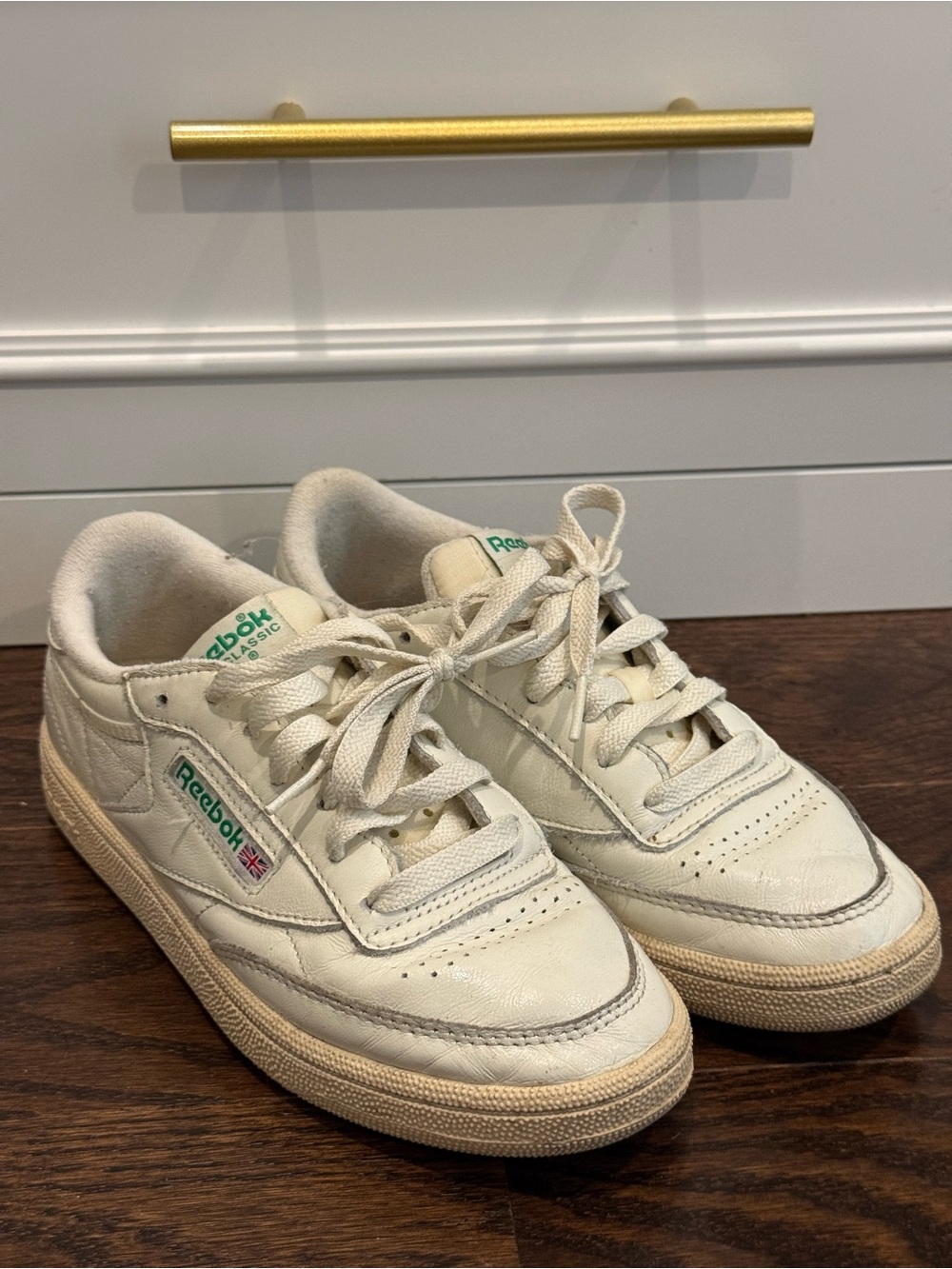 Reebok Classic Club C Vintage Chalk With Green Sneakers Size 6